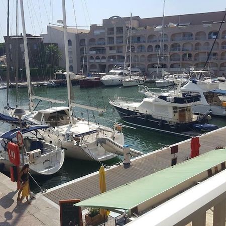 Port La Gavine Vue Mer Hyeres Exterior photo